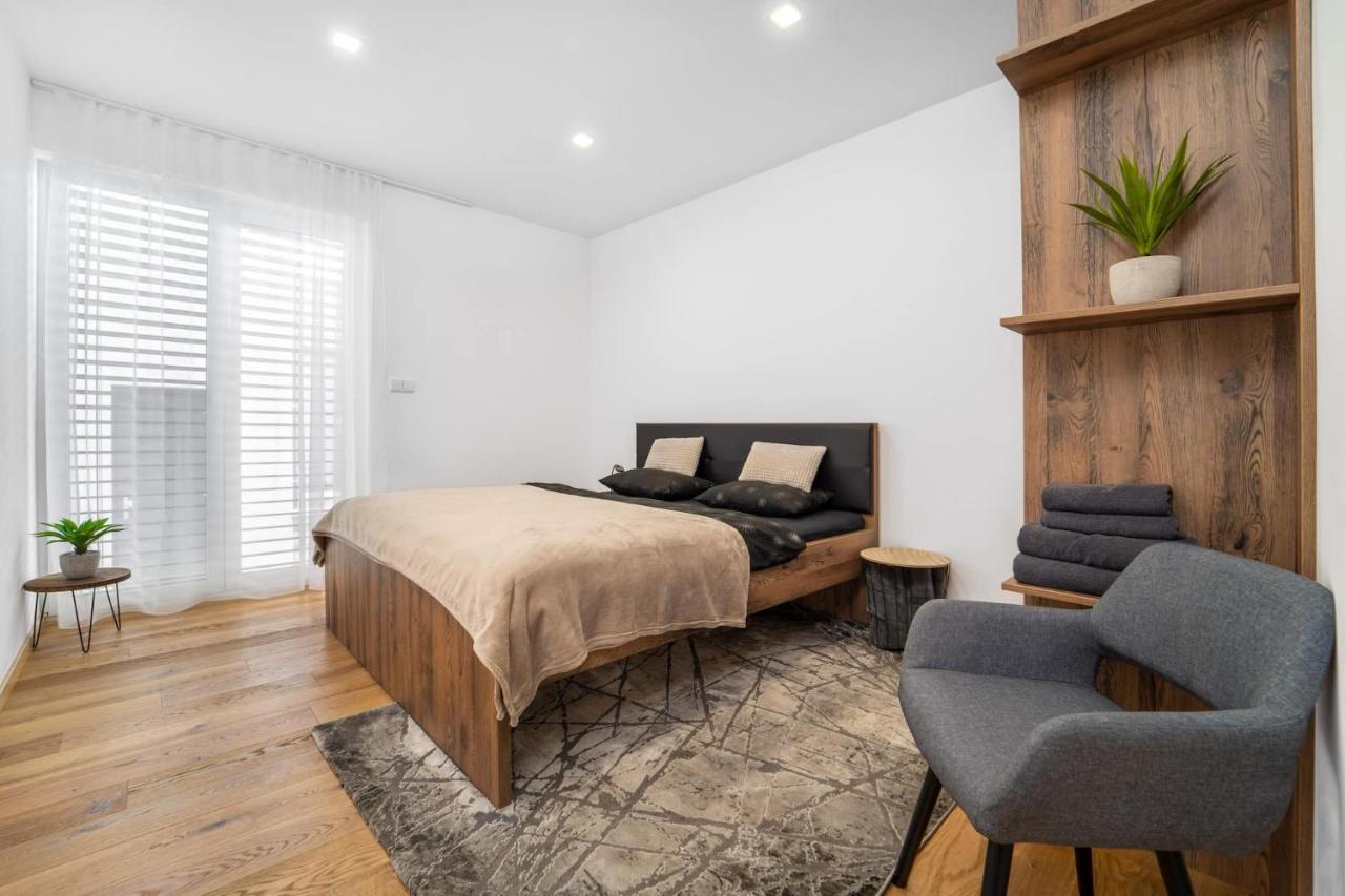 Domy Pod Palavou Apartment Klentnice Luaran gambar