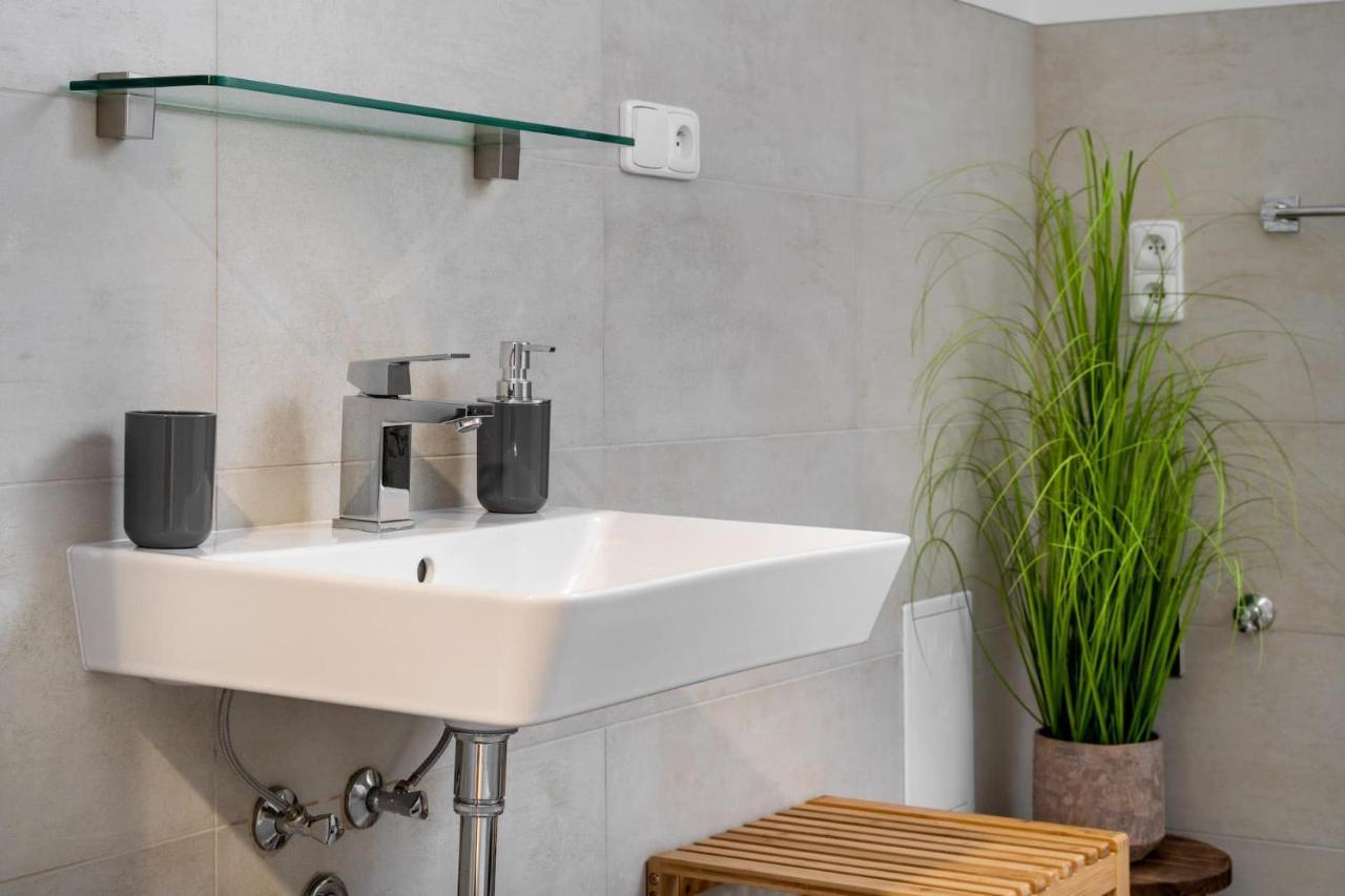 Domy Pod Palavou Apartment Klentnice Luaran gambar